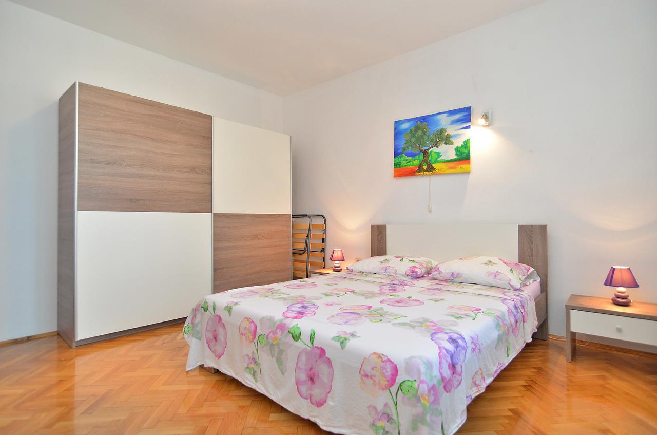 Apartments Gracijano 1724 ลิทซ์ยัน ภายนอก รูปภาพ