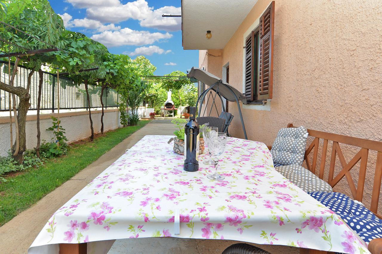Apartments Gracijano 1724 ลิทซ์ยัน ภายนอก รูปภาพ