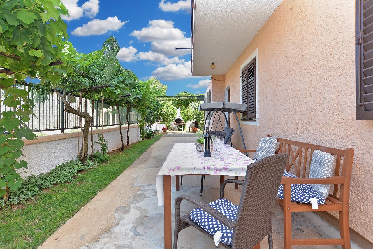 Apartments Gracijano 1724 ลิทซ์ยัน ภายนอก รูปภาพ