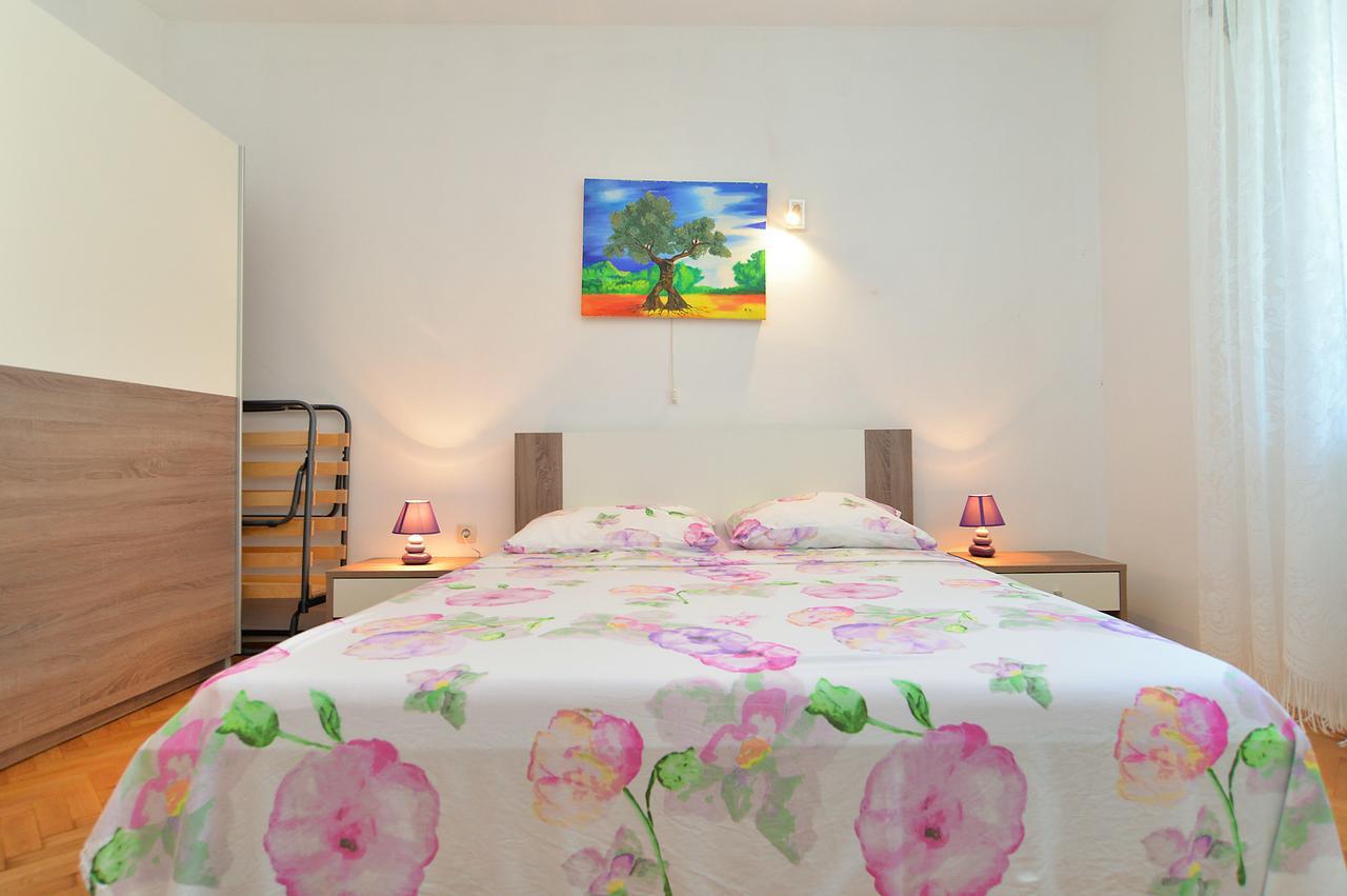 Apartments Gracijano 1724 ลิทซ์ยัน ภายนอก รูปภาพ