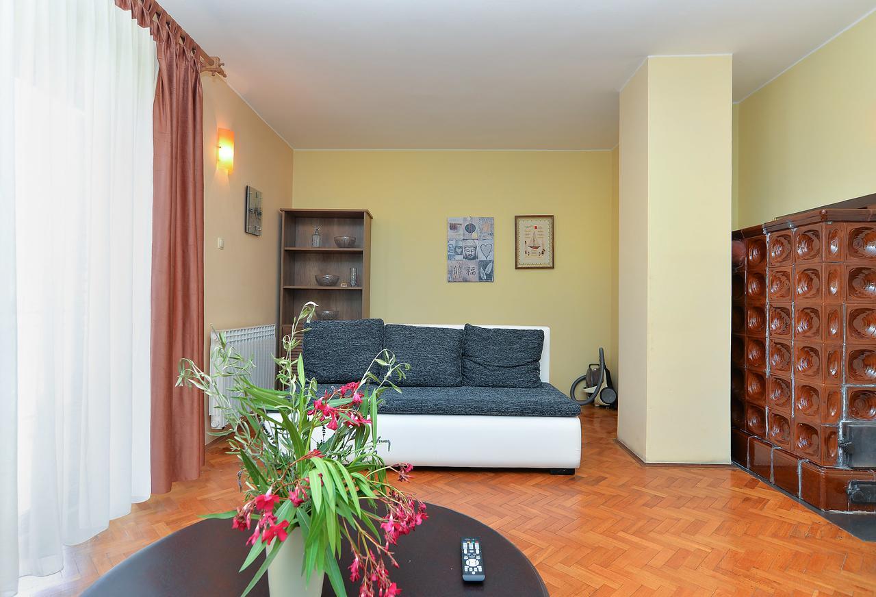 Apartments Gracijano 1724 ลิทซ์ยัน ภายนอก รูปภาพ