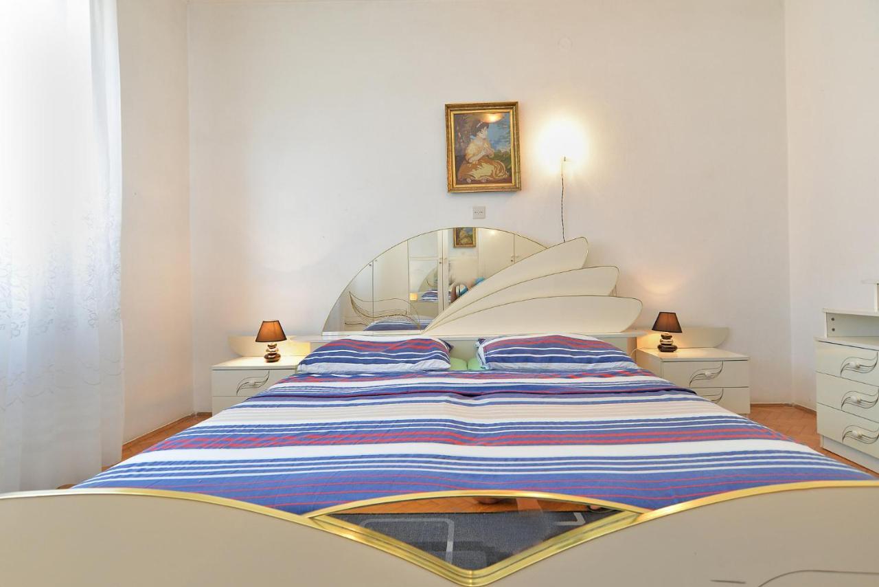 Apartments Gracijano 1724 ลิทซ์ยัน ภายนอก รูปภาพ