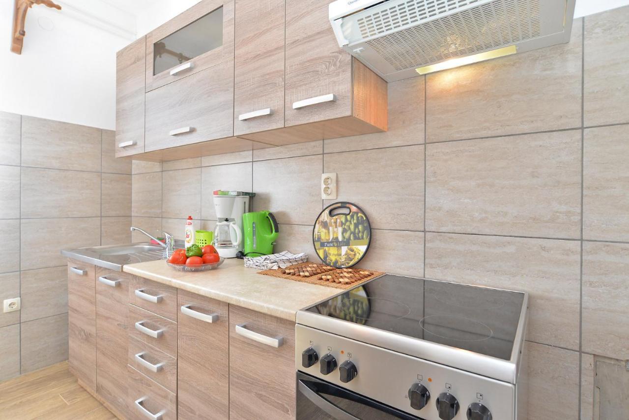 Apartments Gracijano 1724 ลิทซ์ยัน ภายนอก รูปภาพ